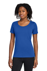 Nike Women's Dri-FIT Cotton/Poly Scoop Neck Tee NKBQ5234